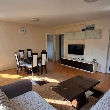 Taradream Apartment *
